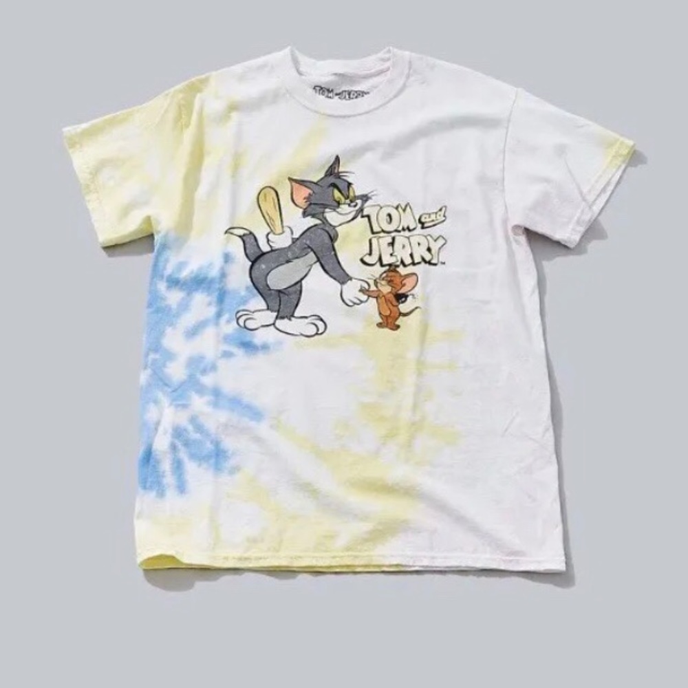 Forever21 Women's Tom & Jerry T-shirt